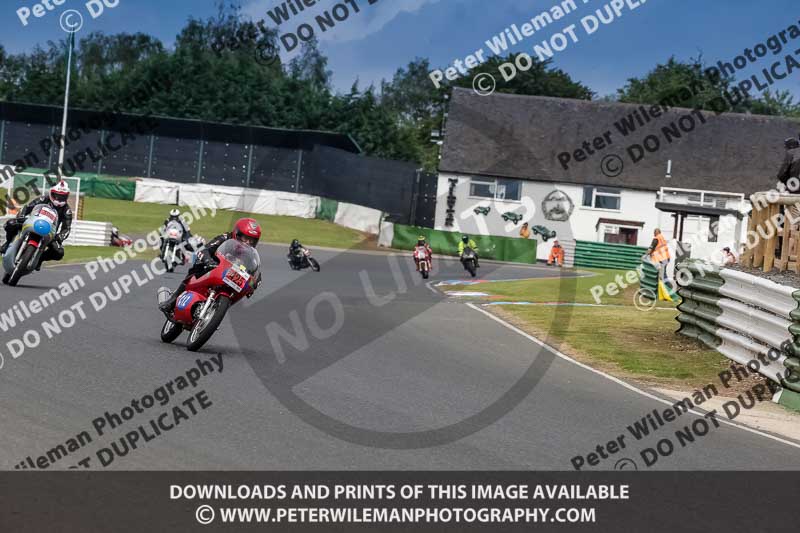 Vintage motorcycle club;eventdigitalimages;mallory park;mallory park trackday photographs;no limits trackdays;peter wileman photography;trackday digital images;trackday photos;vmcc festival 1000 bikes photographs